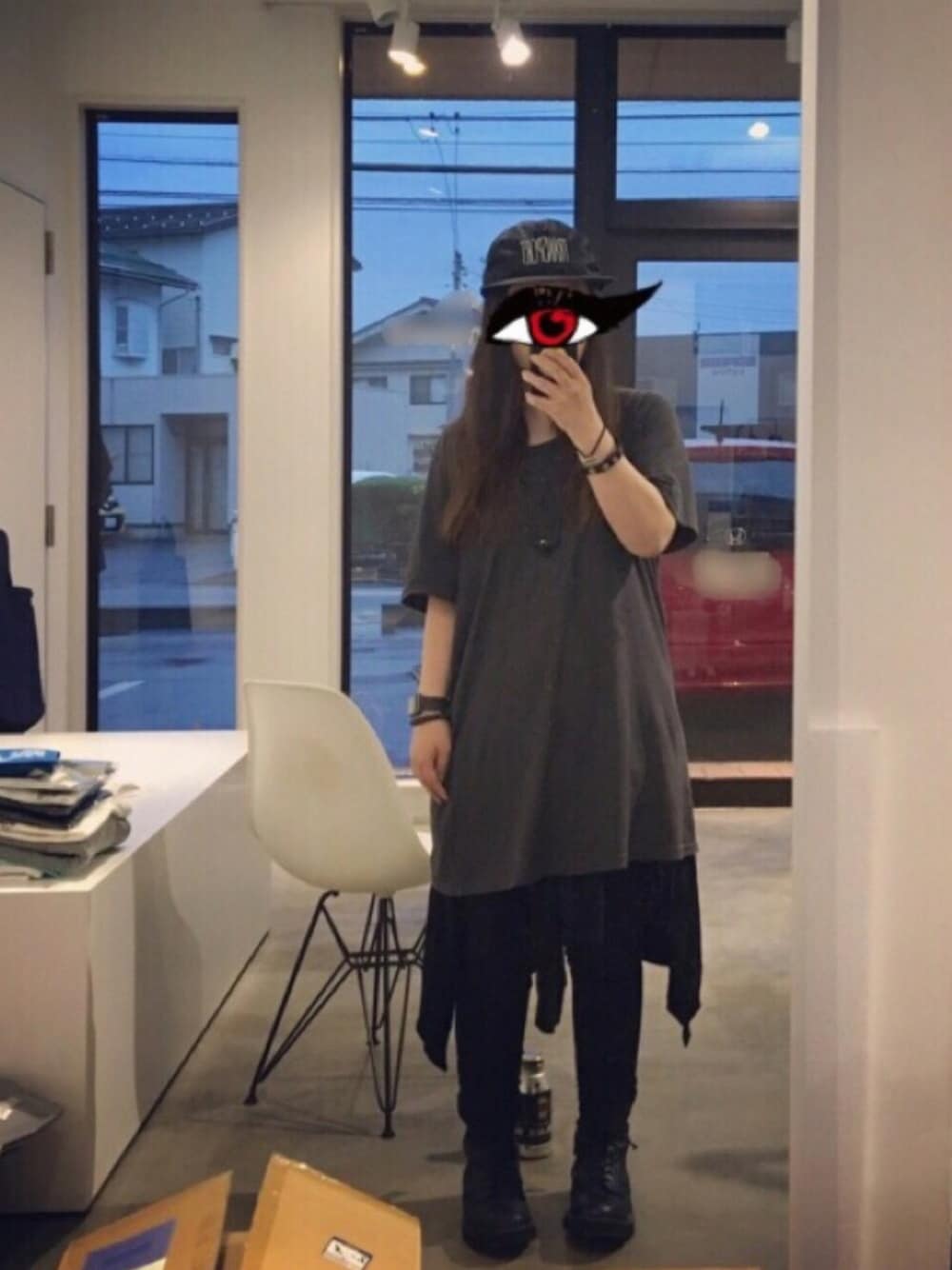 「UNDERCOVERのアイテム（カーディガン/ボレロ、ブラック系）」を使った、kohinaさん（レディース・149cm）の秋コーディネートの1枚目の写真