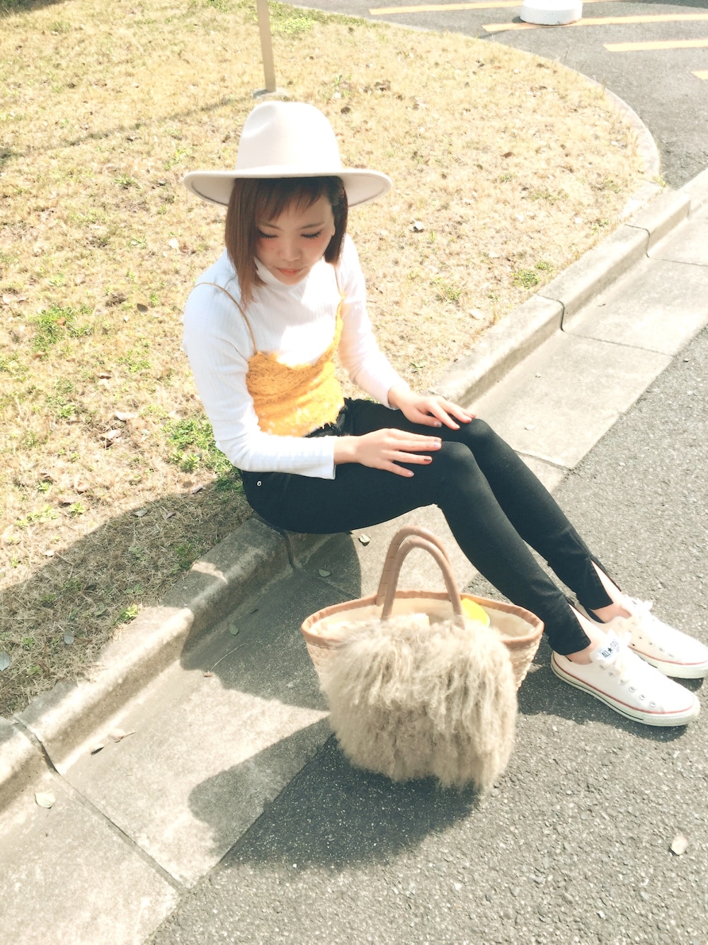 「mybest_todayful、Ungrid、TODAYFUL、スニーカーコーデ、ママコーデ、ママファッション」｜「TODAYFULのLace Bustier（キャミソール、イエロー系）」を使った、ゆみもんすさん（レディース・163cm）の春コーディネートの1枚目の写真