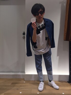 「MSGM（エムエスジーエム）のアイテム（デニムパンツ）」を使った、HIROKIさん（メンズ・172cm）の春コーディネート