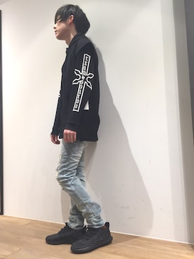 「MARCELO BURON（マルセロ ブロン）のアイテム（トップス）」を使った、HIROKIさん（メンズ・172cm）の春コーディネート