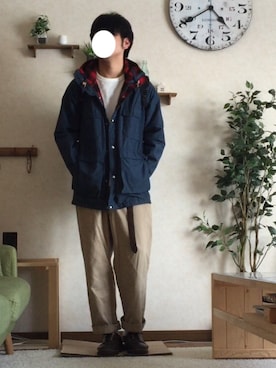 「ノームコア」｜「アイテム（チノパンツ）」を使った、f.c.s_cさん（メンズ・175cm）の春コーディネート