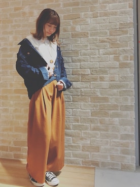 「キャメル」｜「アイテム（デニムジャケット）」を使った、hanaさん（レディース・157cm）の秋コーディネート