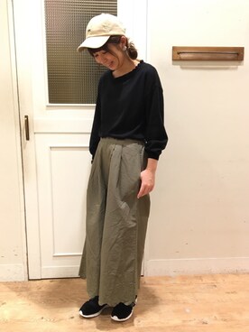 「スカラップ」｜「アイテム（キャップ）」を使った、さ く ら さん（レディース・163cm）の秋コーディネート