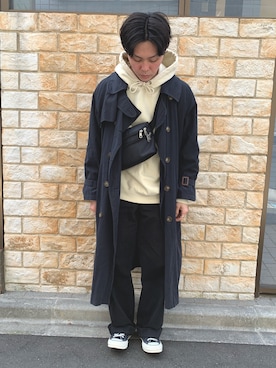 「アイテム（トレンチコート、パープル系）」を使った、yukiさん（メンズ・170cm）の春コーディネート