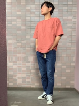 Tシャツ カットソー オレンジ系 を使った 通勤コーデ のメンズ人気ファッションコーディネート Wear