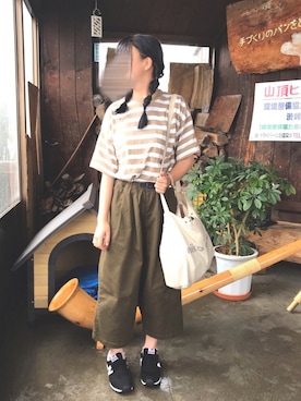 「Java（ジャバ）のアイテム（チノパンツ）」を使った、ちなさん（レディース・152cm）の夏コーディネート