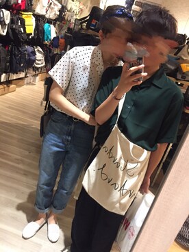 「カップル」｜「アイテム（スリッポン）」を使った、みくぽんさん（レディース・170cm）の春コーディネート