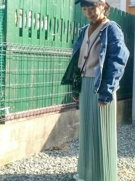 「GRL（グレイル）のアイテム（デニムジャケット）」を使った、Emiさん（レディース・156cm）の春コーディネート