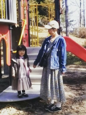 「GRL（グレイル）のアイテム（デニムジャケット）」を使った、Emiさん（レディース・156cm）の春コーディネート