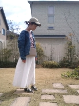 「GRL（グレイル）のアイテム（デニムジャケット）」を使った、Emiさん（レディース・156cm）の春コーディネート