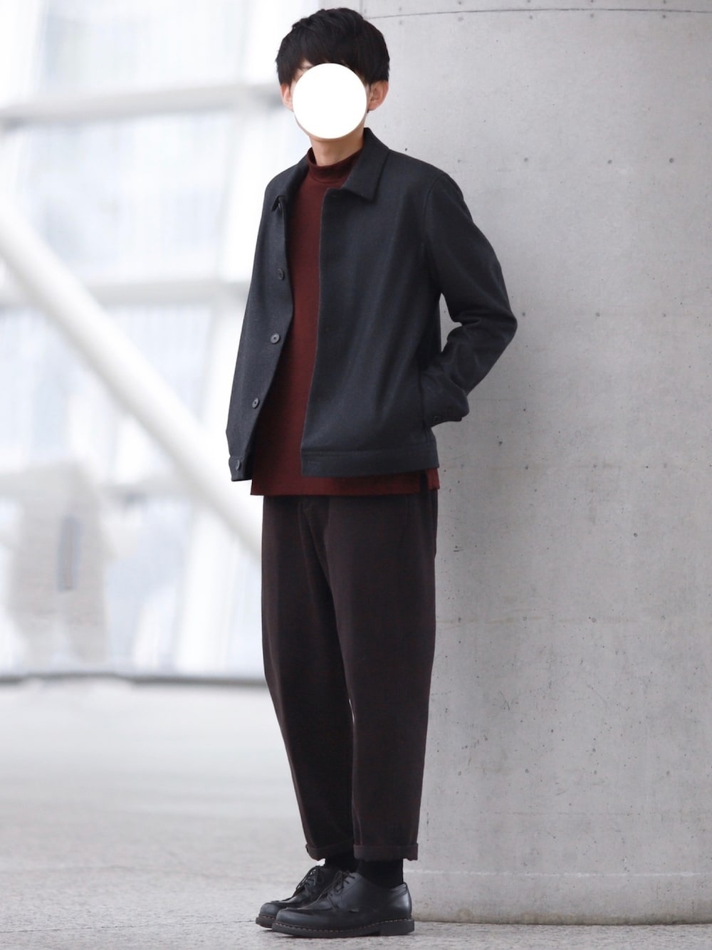 「秋冬コーデ、秋、COS、GU、プチプラ、オトナカジュアル、きれいめカジュアル、ブルゾン、モックネック、テーパードパンツ」｜「COSのアイテム（ブルゾン、グレー系）」を使った、howellさん（メンズ・175cm）の秋コーディネートの1枚目の写真