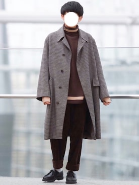 「アイテム（ステンカラーコート）」を使った、howellさん（メンズ・175cm）の秋コーディネート