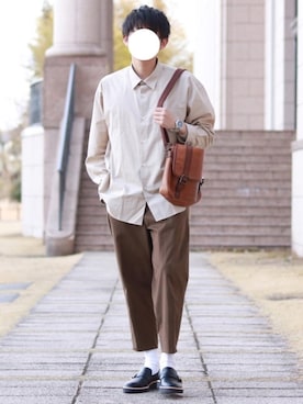 「FOSSIL（フォッシル）のアイテム（バッグ）」を使った、howellさん（メンズ・175cm）の春コーディネート