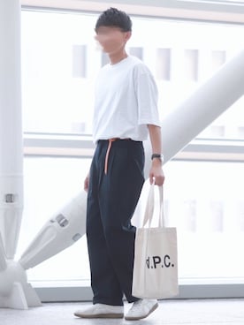 「LENO（リノ）のアイテム（チノパンツ）」を使った、howellさん（メンズ・175cm）の夏コーディネート
