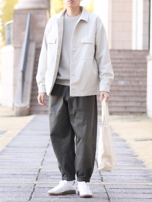 ジャケット アウターを使った ジョガーパンツ の人気ファッションコーディネート Earch