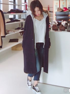 「Ungrid（アングリッド）のインディゴフレイドヘムストスリ（デニムパンツ）」を使った、shiorinさん（レディース・158cm）の冬コーディネート