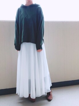 「アイテム（パーカー、グリーン系）」を使った、ゆあ。さん（レディース・160cm）の春コーディネート