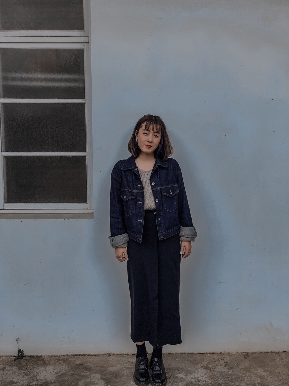 「UNIQLO、UNIQLO U、july2017、PAZZO、PAZZOxRainieYang、Dr.Martens、ootd、ootdtw、ootdfashion、ootdshare」｜「UNIQLOのアイテム（デニムジャケット、ブルー系）」を使った、雕さん（レディース・161cm）の冬コーディネートの1枚目の写真