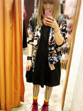 「UNIF（ユニフ）のアイテム（バッグ）」を使った、おつむさん（レディース・150cm）の秋コーディネート