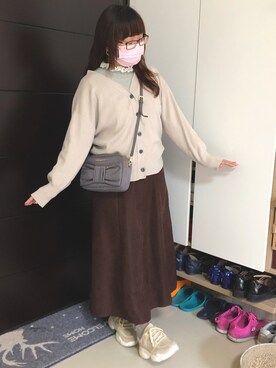 「ELENCARE DUE（エレンカーレデュエ）のアイテム（ジャンパースカート）」を使った、FFㄇさん（レディース・157cm）の冬コーディネート