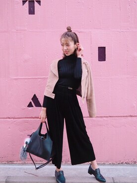 「FENDI」｜「アイテム（ライダースジャケット）」を使った、Hikonoさん（レディース・164cm）の秋コーディネート