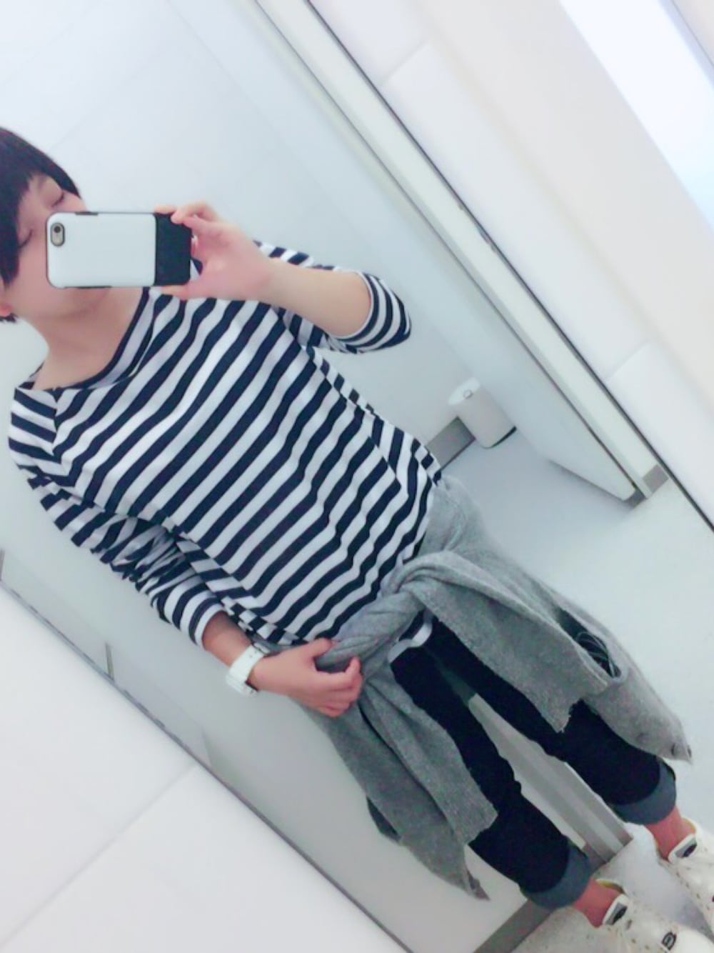 「ボーダー、GU、カジュアル、シンプル、YOSUKE、低身長、ショートカット、ボーイッシュ、過去画」｜「no brandのアイテム（Tシャツ/カットソー、ブルー系）」を使った、Araya  Aoi.さん（レディース・142cm）の秋コーディネートの1枚目の写真