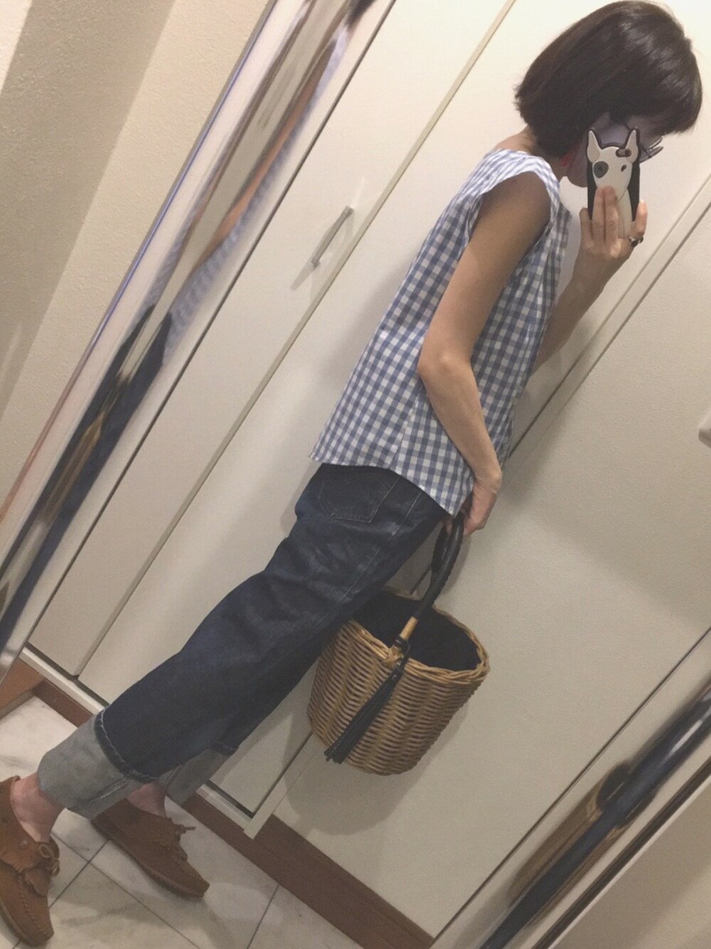 「しましまフェス告知、カジュアルコーデ、パンツスタイル、デニム、チェック、モカシン、かごバッグ、めがね、GU」｜「GUのアイテム（シャツ/ブラウス、その他）」を使った、Yukari🐥さん（レディース・161cm）の夏コーディネートの1枚目の写真