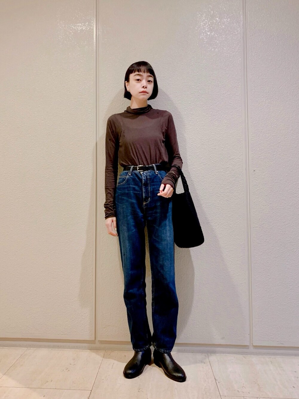 「秋コーデ、大人カジュアル、シースルートップス、シースルー、レインブーツ、キルティング、シンプルコーデ、シンプル、ブラウンコーデ、ハイウエスト」｜「AEWEN MATOPHの＜AEWEN MATOPH（イウエン マトフ）＞ シアー タートルネック カットソー（Tシャツ/カットソー、グレー系）」を使った、Kanocoさん（レディース・170cm）の秋コーディネートの1枚目の写真