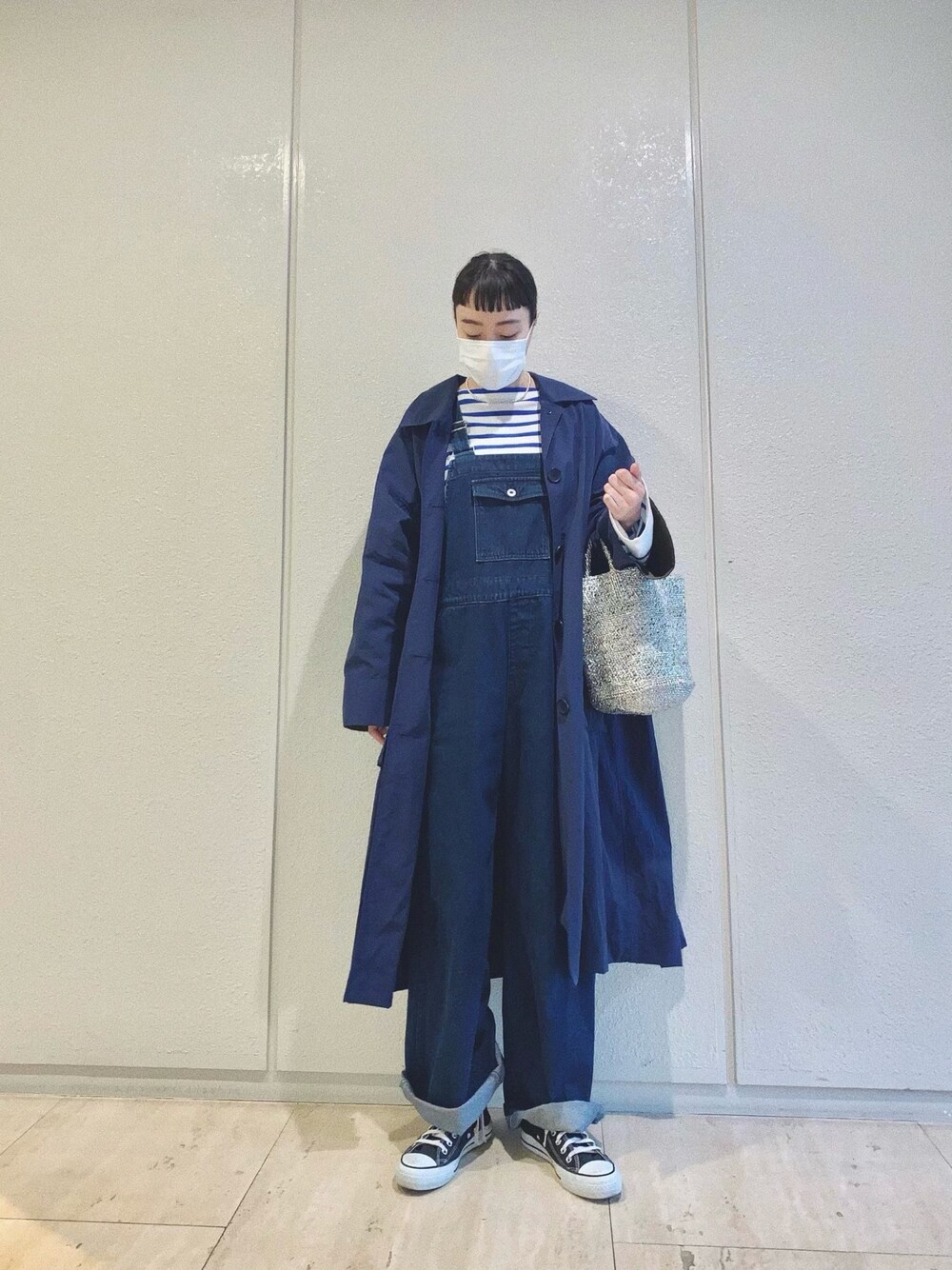 「オーバーオール、サロペット、シンプル、ボーダー、ボーダートップス、UNIQLO、ユニクロ、コンバース、converse、春コーデ」｜「Johnbullの11/21(土)12:00～予約販売開始【Kanoco x JOHNBULL】デニムフレンチサロペット（サロペット/オーバーオール、ブルー系）」を使った、Kanocoさん（レディース・170cm）の春コーディネートの1枚目の写真