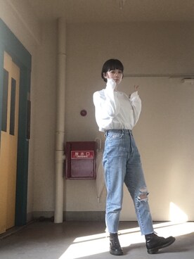 「クルーネックTシャツ」｜「アイテム（ブーツ）」を使った、ouさん（レディース・162cm）の春コーディネート