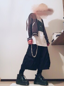 「黒スキニー」｜「アイテム（PC・スマホグッズ/家電）」を使った、△◯【WEARカラオケ・クレゲ部】さん（メンズ・173cm）の秋コーディネート