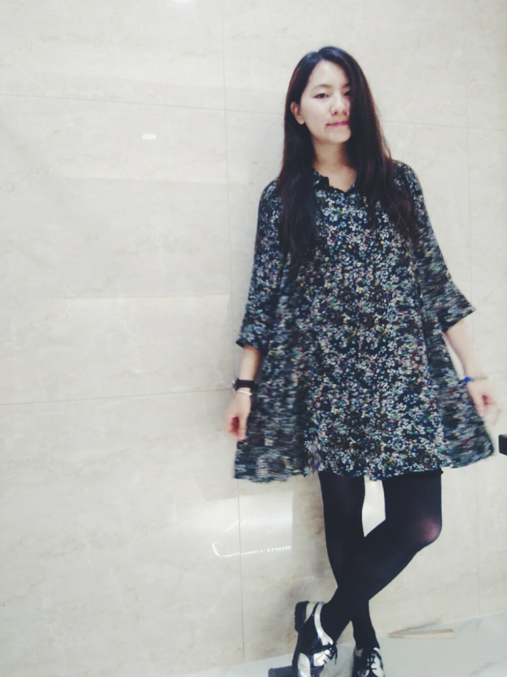 「ootd、hotel icon、hkgirl、working style、award、girly、June」｜「collect pointのアイテム（シャツワンピース、ブルー系）」を使った、Yukariveraさん（レディース・166cm）の夏コーディネートの1枚目の写真