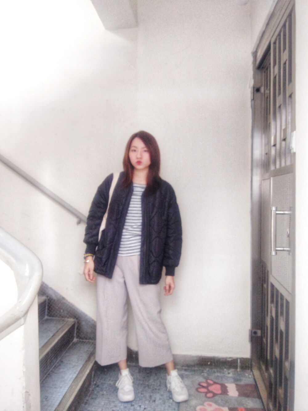 「秋冬、秋のコーデ、ootd、November、hkgirl、working style、beige、niko and ...」｜「NIKEのNike Huarache（スニーカー、ホワイト系）」を使った、Yukariveraさん（レディース・166cm）の秋コーディネートの1枚目の写真