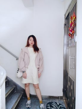 「working style」｜「アイテム（マウンテンパーカー）」を使った、Yukariveraさん（レディース・166cm）の春コーディネート