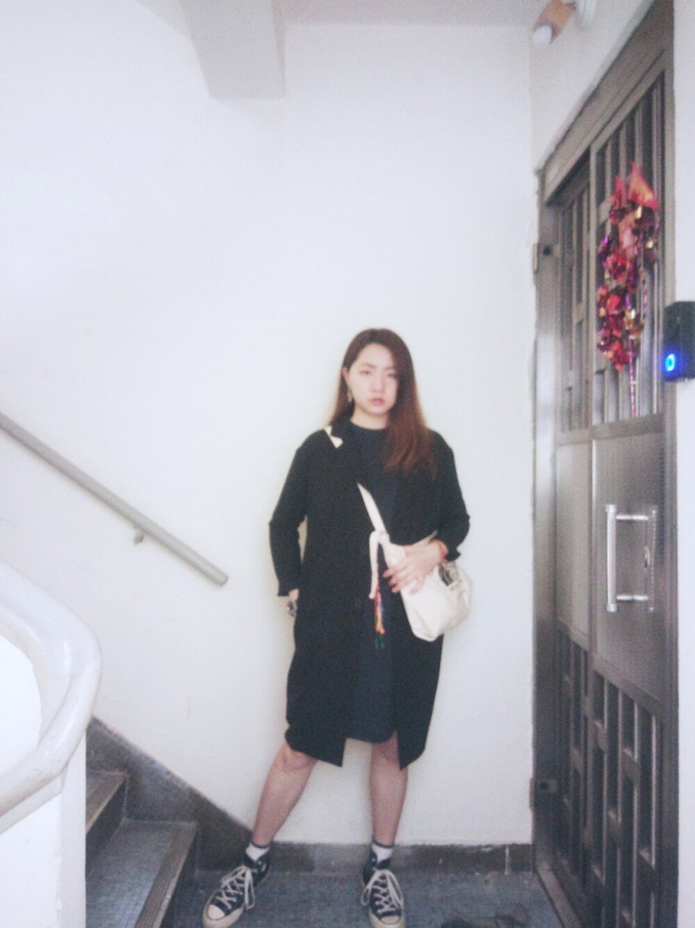 「wiwt、blue、blue on blue、Saturday、working style、hkgirl、March 2019、春コーデ」｜「Uniqlo Uのアイテム（ワンピース、ブルー系）」を使った、Yukariveraさん（レディース・166cm）の春コーディネートの1枚目の写真