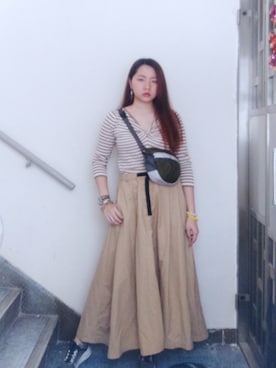 「BEAMS（ビームス）のアイテム（ボディバッグ/ウエストポーチ）」を使った、Yukariveraさん（レディース・166cm）の秋コーディネート