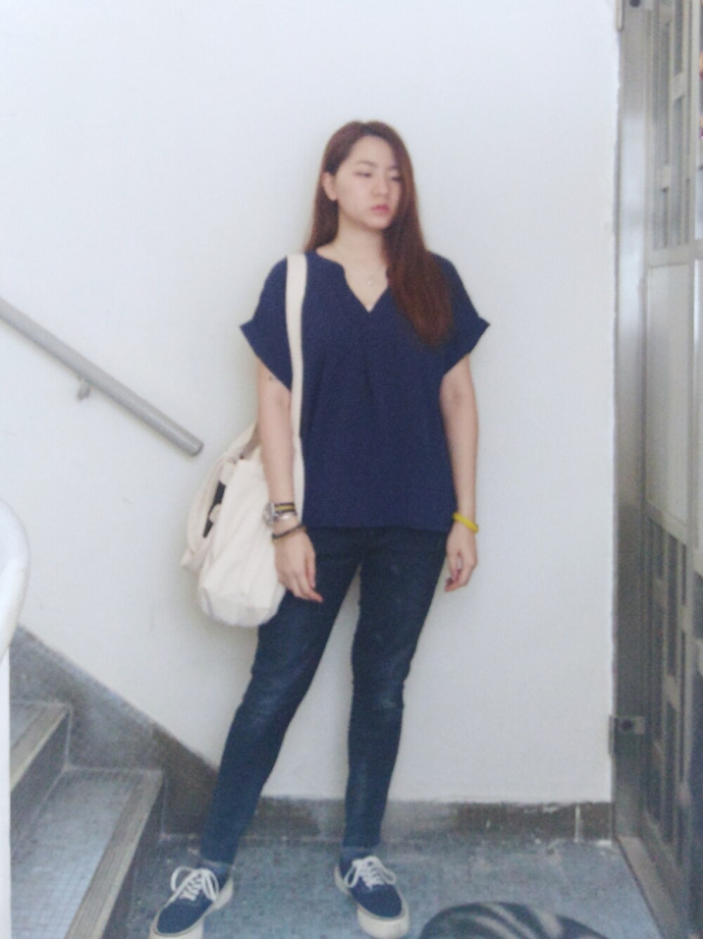 「wiwt、Friday、all blue、working style、hkgirl、October 2019、秋のコーデ、autumn」｜「THE NORTH FACEのアイテム（エコバッグ/サブバッグ、ベージュ系）」を使った、Yukariveraさん（レディース・166cm）の秋コーディネートの1枚目の写真