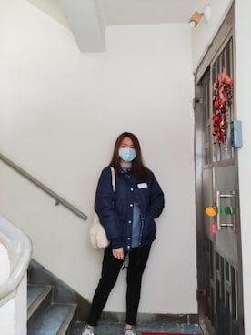 「blue」｜「アイテム（ノーカラージャケット）」を使った、Yukariveraさん（レディース・166cm）の冬コーディネート