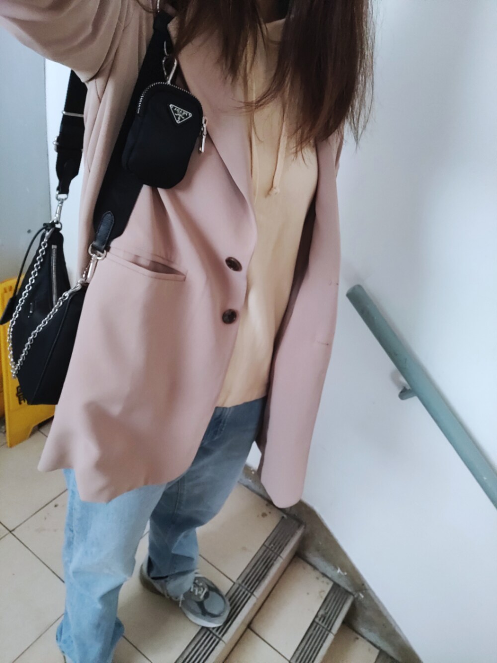 「wiwt、working style、hkgirl、Saturday、march 2020、春コーデ、boyish、causal wear」｜「UNIQLOのアイテム（パーカー、ベージュ系）」を使った、Yukariveraさん（レディース・166cm）の春コーディネートの1枚目の写真