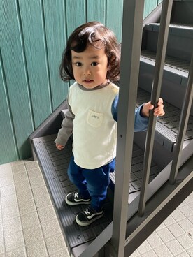 「アイテム（その他パンツ、ブルー系）」を使った、sakonoei さん（キッズ・90cm）の春コーディネート