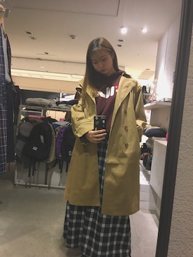 「FILA」｜「アイテム（トレンチコート）」を使った、miki.さん（レディース・159cm）の秋コーディネート