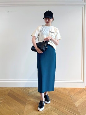 「MOHI（モヒ）のアイテム（スリッポン）」を使った、TSUZUさん（レディース・165cm）の夏コーディネート