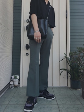 「NIKE（ナイキ）のアイテム（スニーカー、ブラック系）」を使った、Zooさん（メンズ・174cm）の春コーディネート