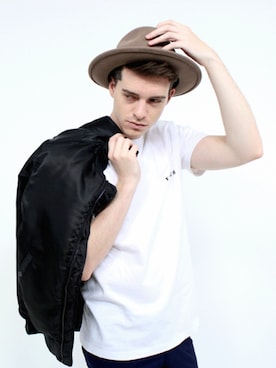 VAKERさんのコーディネート