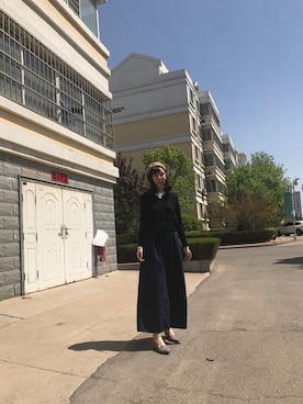 「Charlotte Olympia（シャーロットオリンピア）のアイテム」を使った、Rina🍒さん（レディース・170cm）の春コーディネート
