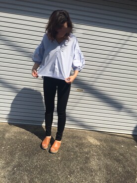 「UNIQLO（ユニクロ）のWOMEN ウルトラストレッチジーンズ（デニムパンツ）」を使った、アーミンさん（レディース・167cm）の春コーディネート