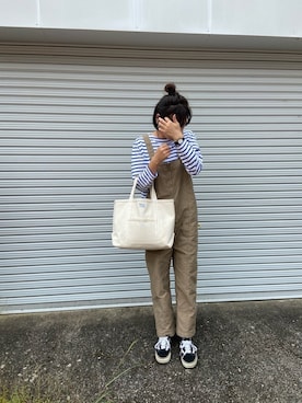 「秋のカフェオレコーデ」｜「アイテム（サロペット/オーバーオール）」を使った、アーミンさん（レディース・167cm）の秋コーディネート
