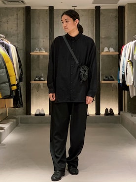 「Yohji Yamamoto（ヨウジヤマモト）のアイテム（パンツ）」を使った、Kento Atsushiさん（メンズ・180cm）の秋コーディネート
