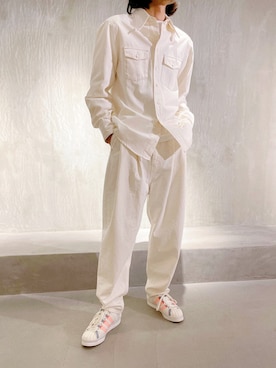 「HED MAYNER（ヘドメイナー）のアイテム（パンツ）」を使った、Kento Atsushiさん（メンズ・180cm）の冬コーディネート