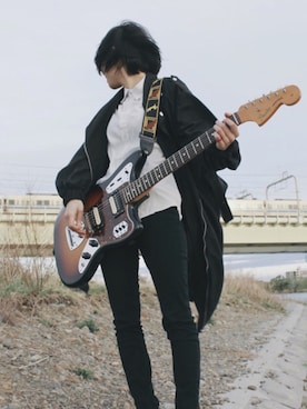 「アイテム（音楽/本・雑誌、ブラウン系）」を使った、無垢さん（レディース・155cm）の春コーディネート